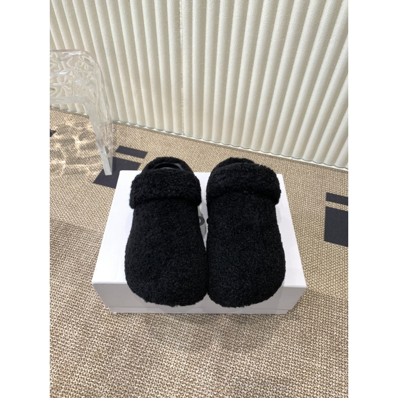 Other Slippers